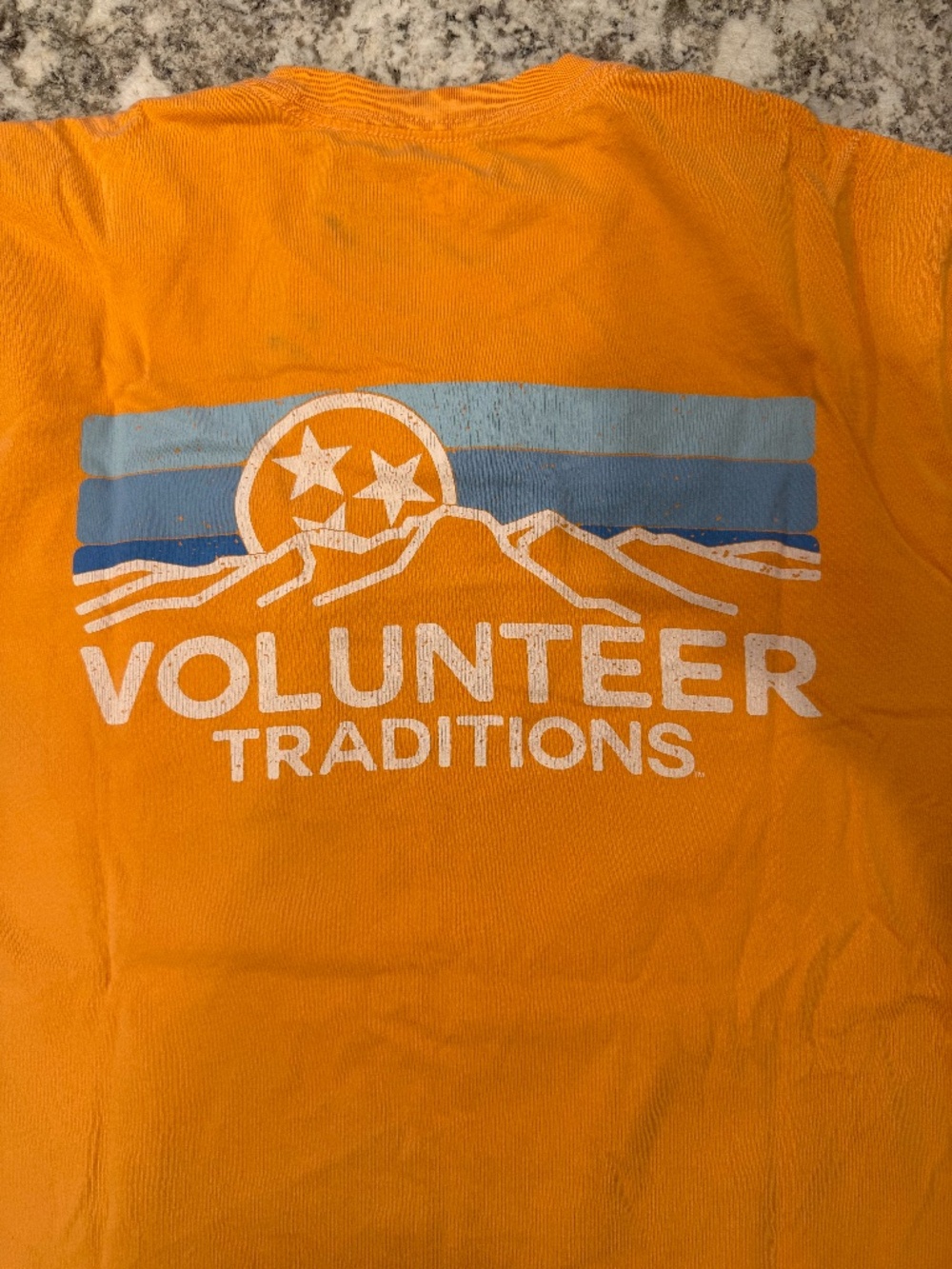 Volunteer Traditions Tennessee Pocket T-Shirt – Men’s Medium